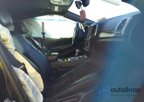 2018 Jeep Grand Cherokee Altitude 4X4 из США, поврежденный, VIN 1C4RJFAG6JC179910